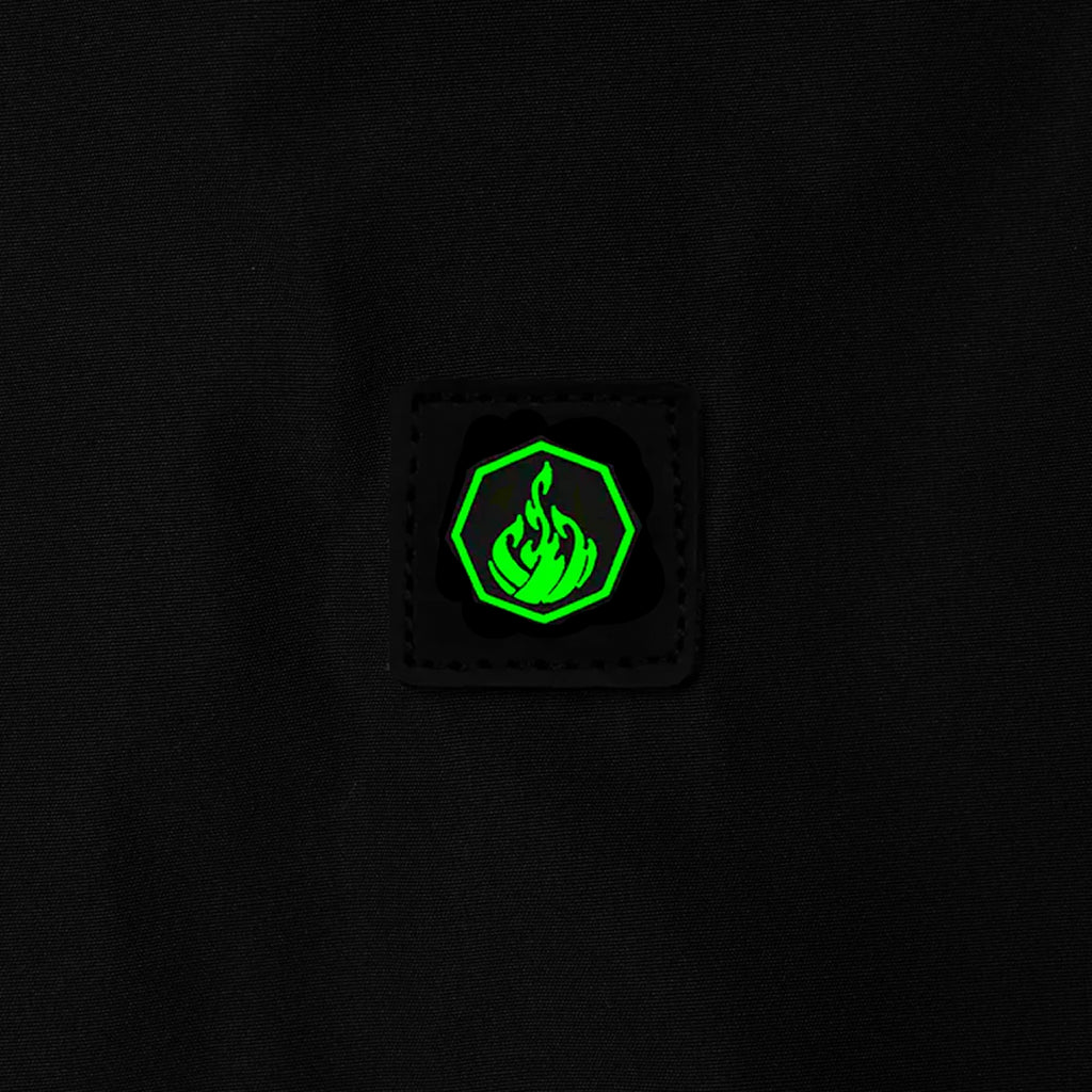 Weekend Connoisseur Neck